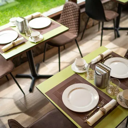 Otel Anna