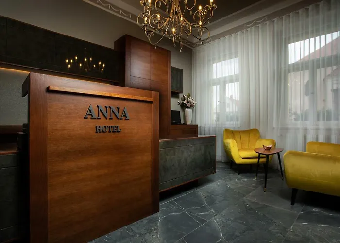 Anna Otel